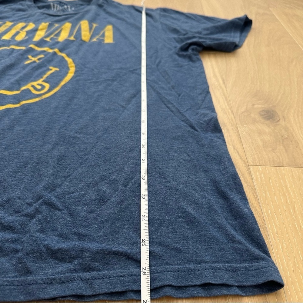 Nirvana Band Tee Tshirt XXL Blue Yellow Smiley Face Rock Classic Cotton Grunge - Picture 4 of 5